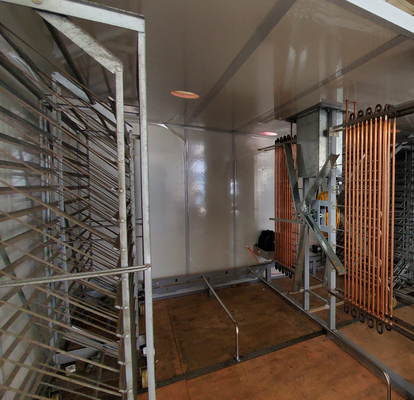 Hot Galvanized Trolley 57600 Eggs Incubator Panel Thickness 75mm