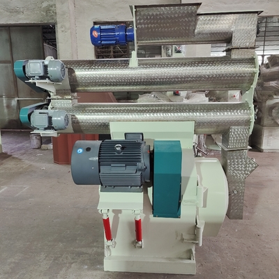 Beli Mesin Pembuat Pakan Ayam Mesin Pembuat Pakan Cincin Die Horisontal 55KW 10TH online manufacture